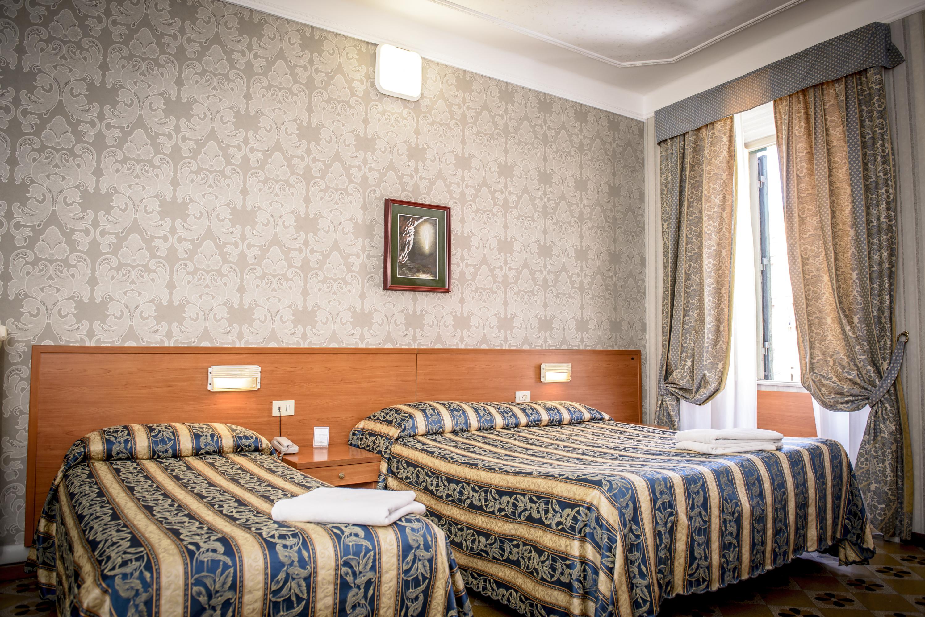 Hotel Emmaus Roma Ngoại thất bức ảnh