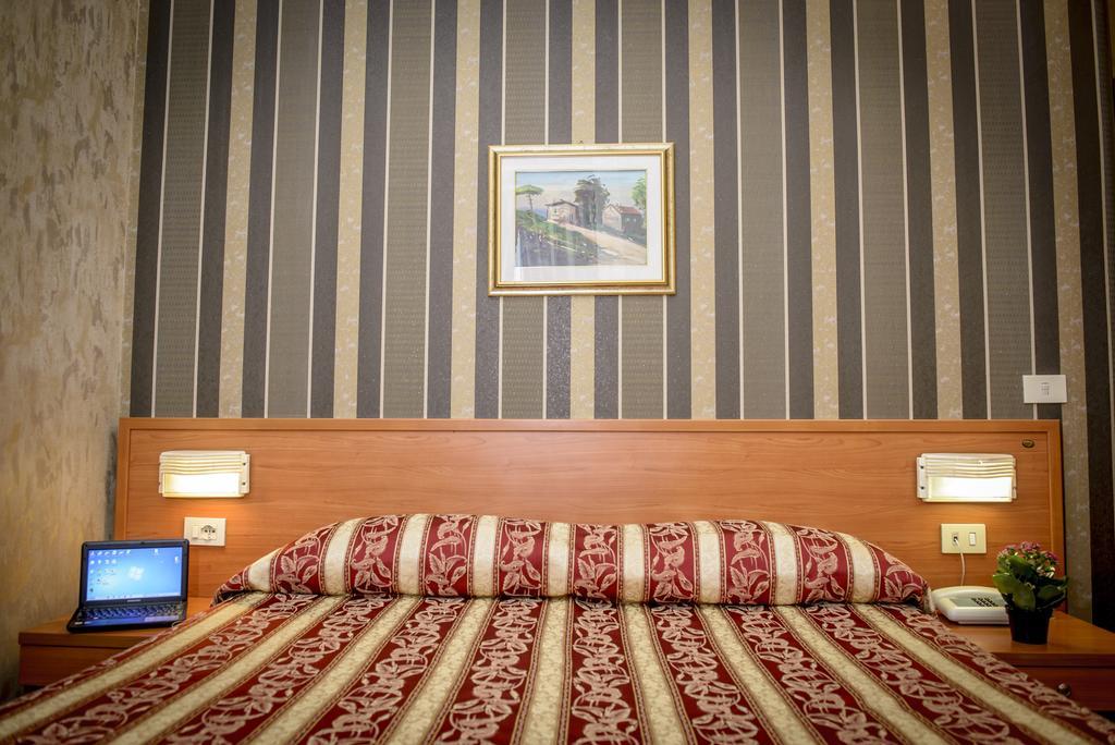 Hotel Emmaus Roma Ngoại thất bức ảnh